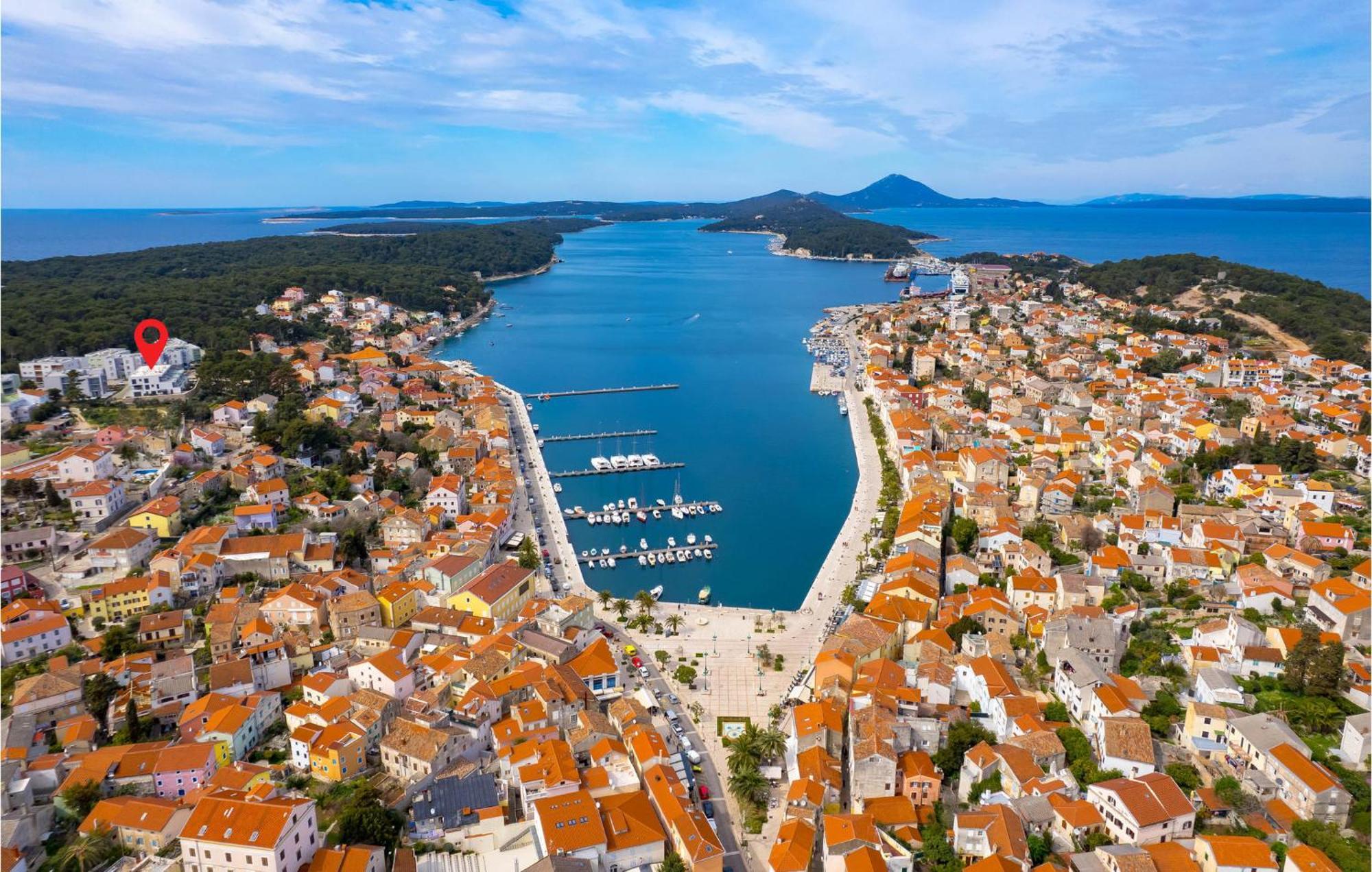 Amazing Apartment In Mali Losinj With Wifi Exterior photo